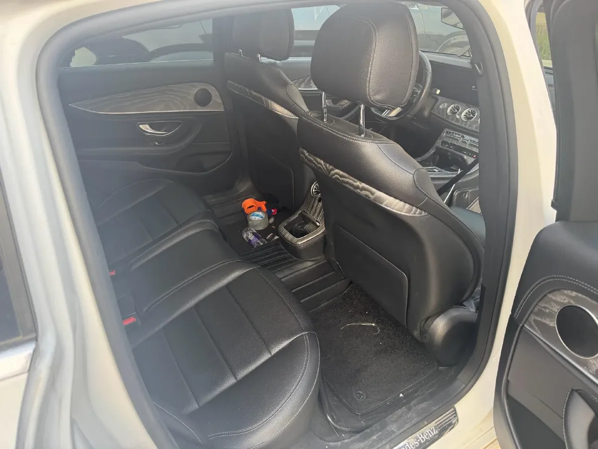 2022 Mercedes-Benz E Class 2.0T 197HP L4 9AT,autocango,china used car exporter,china ev exporter,chinese used car exporter,chinese used ev exporter