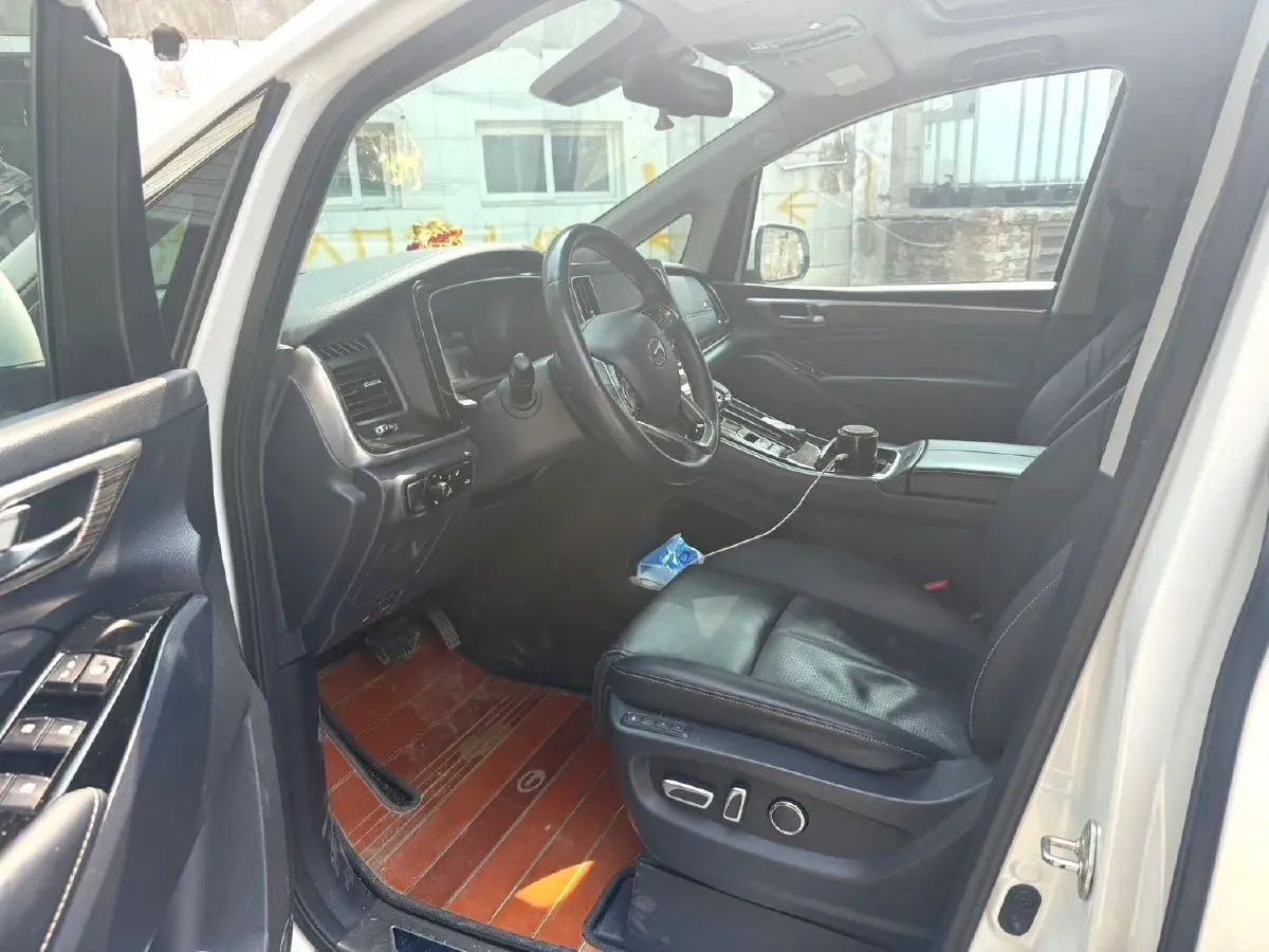 2023 GAC Trumpchi M8 2.0T 252HP L4 8AT,autocango,china used car exporter,china ev exporter,chinese used car exporter,chinese used ev exporter