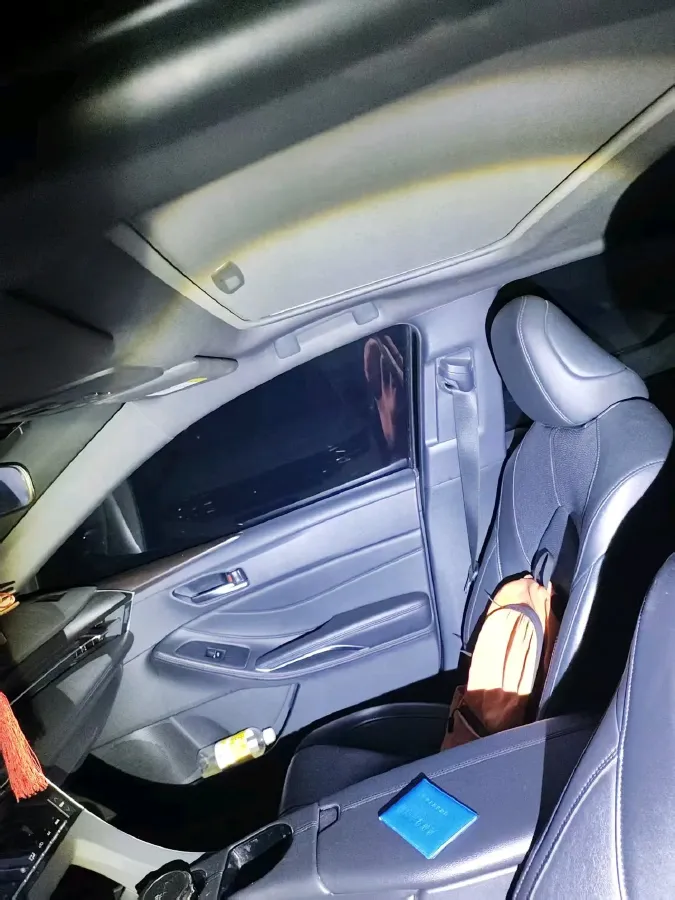 2019 Toyota Avalon 2.0L 178HP L4 CVT,autocango,china used car exporter,china ev exporter,chinese used car exporter,chinese used ev exporter