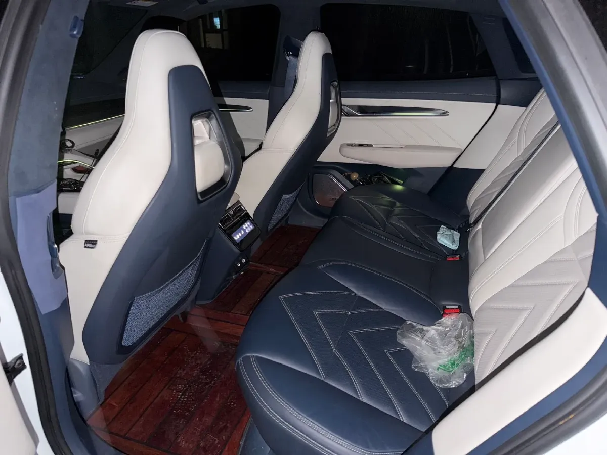 2021 Zeekr 001 BEV 100KWH,autocango,china used car exporter,china ev exporter,chinese used car exporter,chinese used ev exporter