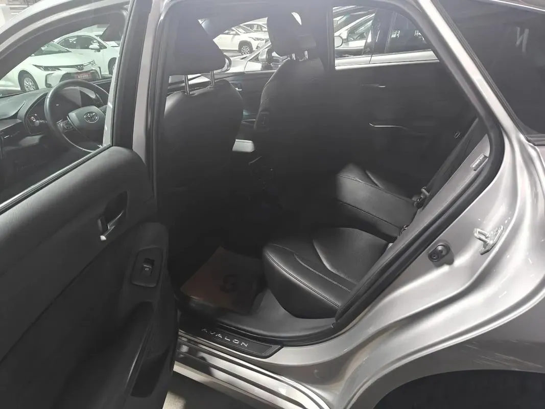 2022 Toyota Avalon 2.0L 178HP L4 CVT,autocango,china used car exporter,china ev exporter,chinese used car exporter,chinese used ev exporter