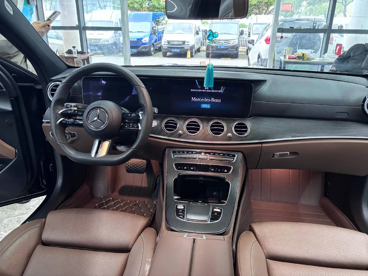 2022 Mercedes-Benz GLC Class 2.0T 258HP L4 9AT,autocango,china used car exporter,china ev exporter,chinese used car exporter,chinese used ev exporter