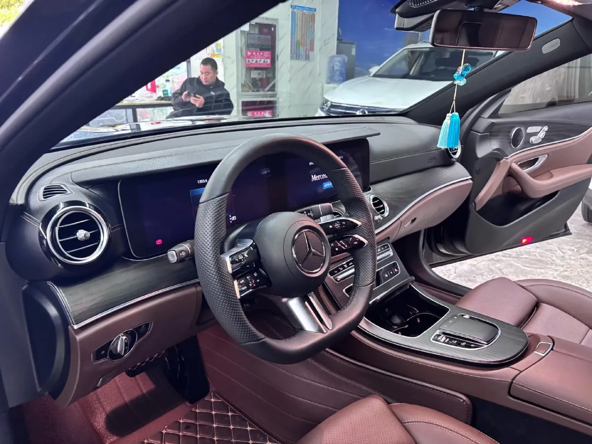 2022 Mercedes-Benz GLC Class 2.0T 258HP L4 9AT,autocango,china used car exporter,china ev exporter,chinese used car exporter,chinese used ev exporter