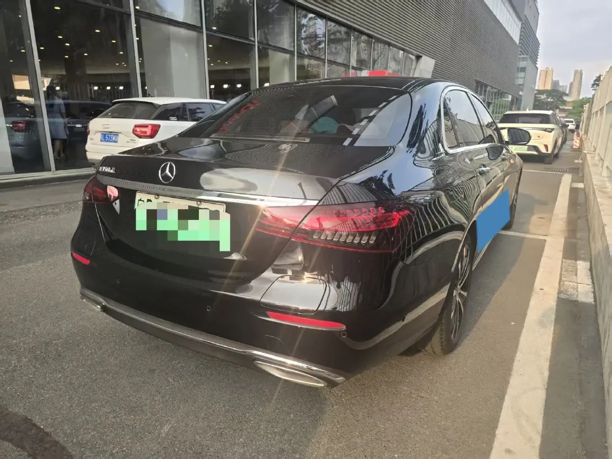 2022 Mercedes-Benz E Class 2.0T 211HP L4 9AT PHEV 25.4KWH,autocango,china used car exporter,china ev exporter,chinese used car exporter,chinese used ev exporter