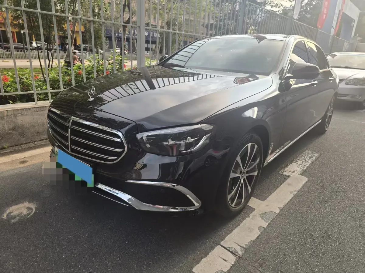 2022 Mercedes-Benz E Class 2.0T 211HP L4 9AT PHEV 25.4KWH,autocango,china used car exporter,china ev exporter,chinese used car exporter,chinese used ev exporter