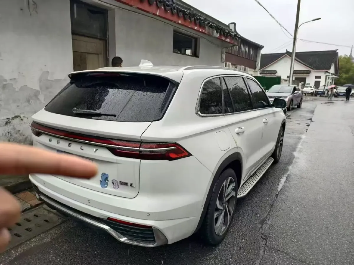 2021 Geely Monjaro 2.0T 218HP L4 7DCT,autocango,china used car exporter,china ev exporter,chinese used car exporter,chinese used ev exporter
