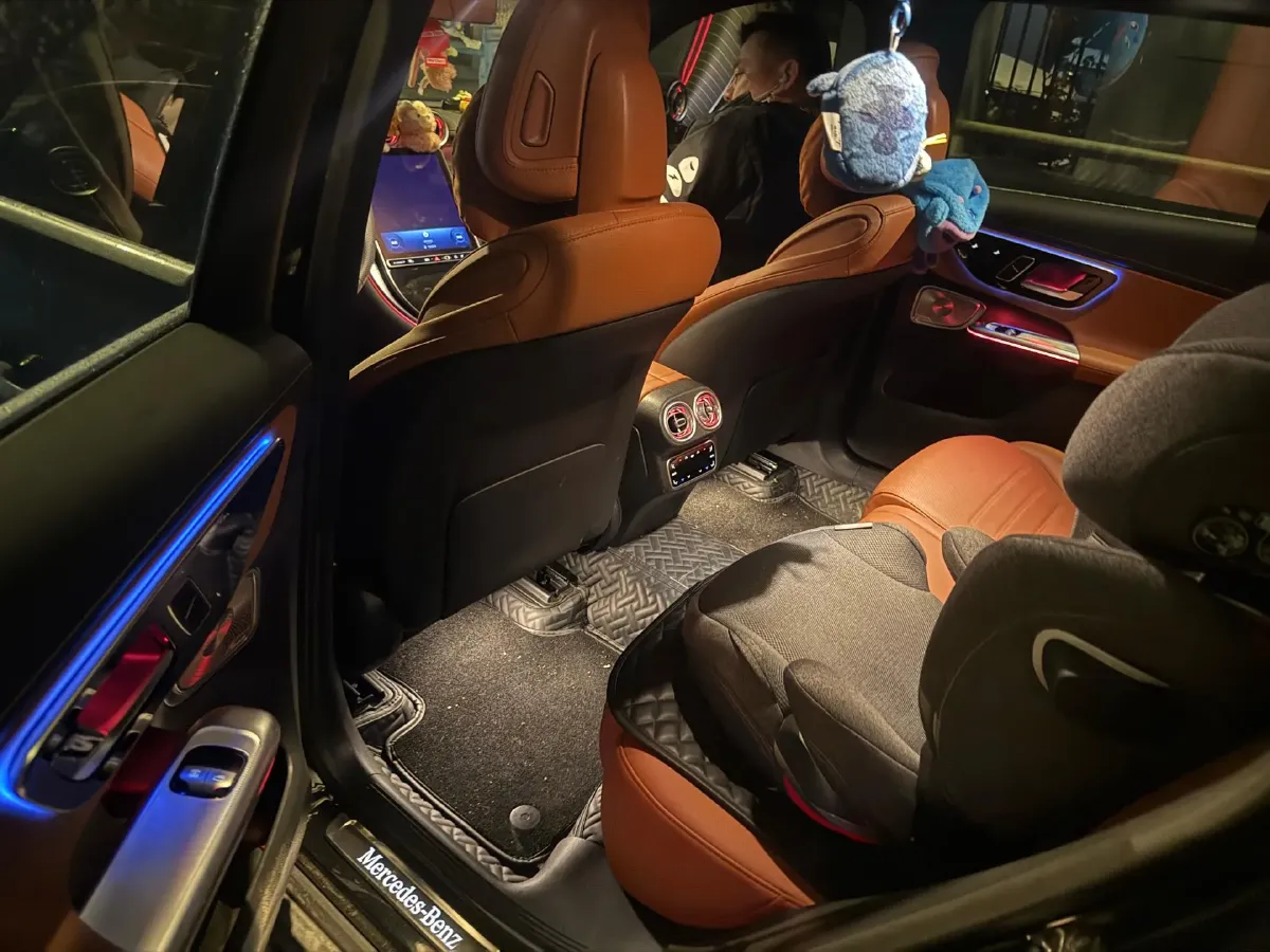 2023 Mercedes-Benz GLC Class 2.0T 258HP L4 9AT,autocango,china used car exporter,china ev exporter,chinese used car exporter,chinese used ev exporter