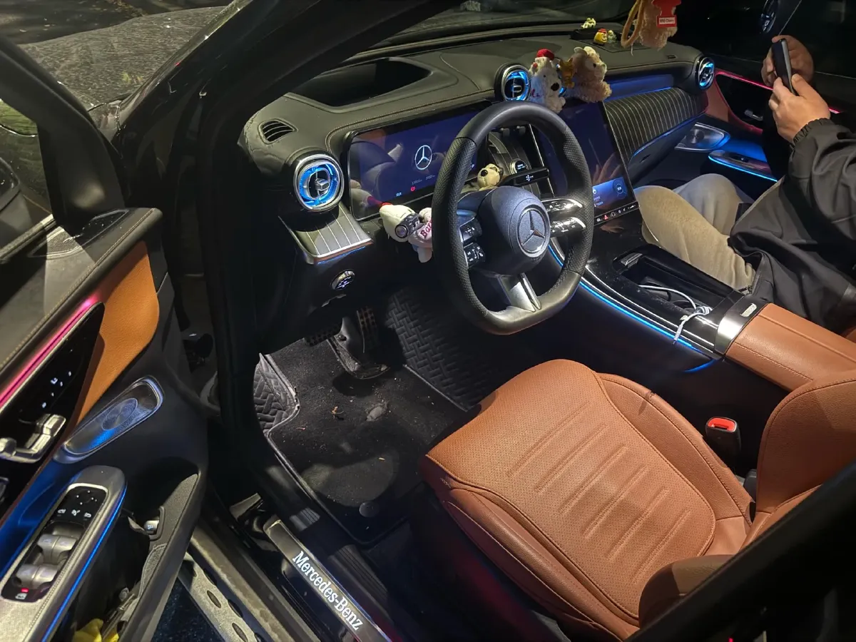 2023 Mercedes-Benz GLC Class 2.0T 258HP L4 9AT,autocango,china used car exporter,china ev exporter,chinese used car exporter,chinese used ev exporter