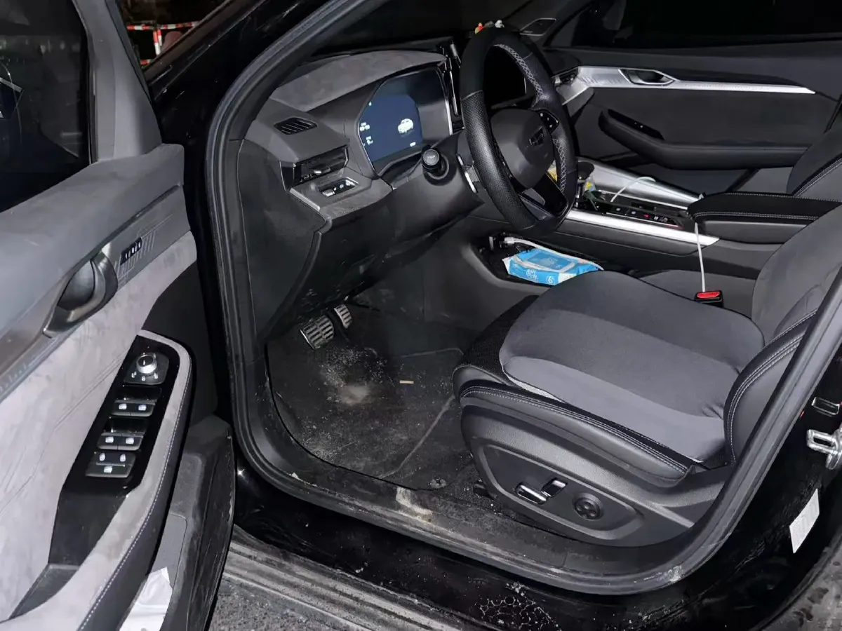 2024 Geely Preface 2.0T 190HP L4 7DCT,autocango,china used car exporter,china ev exporter,chinese used car exporter,chinese used ev exporter