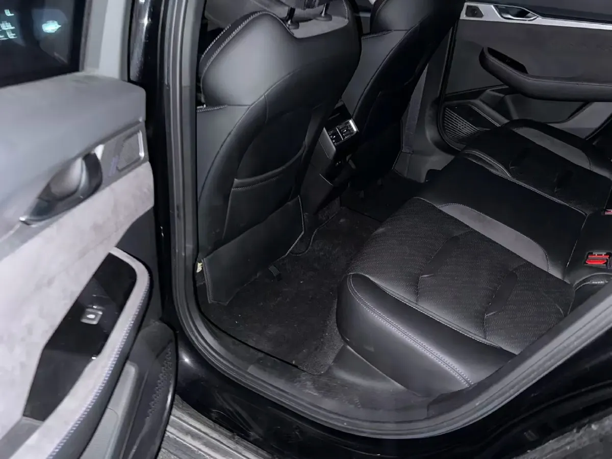 2024 Geely Preface 2.0T 190HP L4 7DCT,autocango,china used car exporter,china ev exporter,chinese used car exporter,chinese used ev exporter