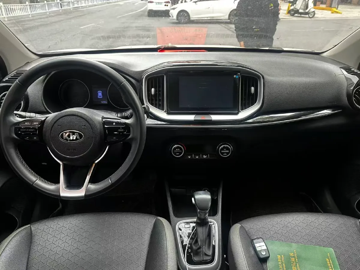 2019 Kia KX1 1.4L 100HP L4 6AT,autocango,china used car exporter,china ev exporter,chinese used car exporter,chinese used ev exporter