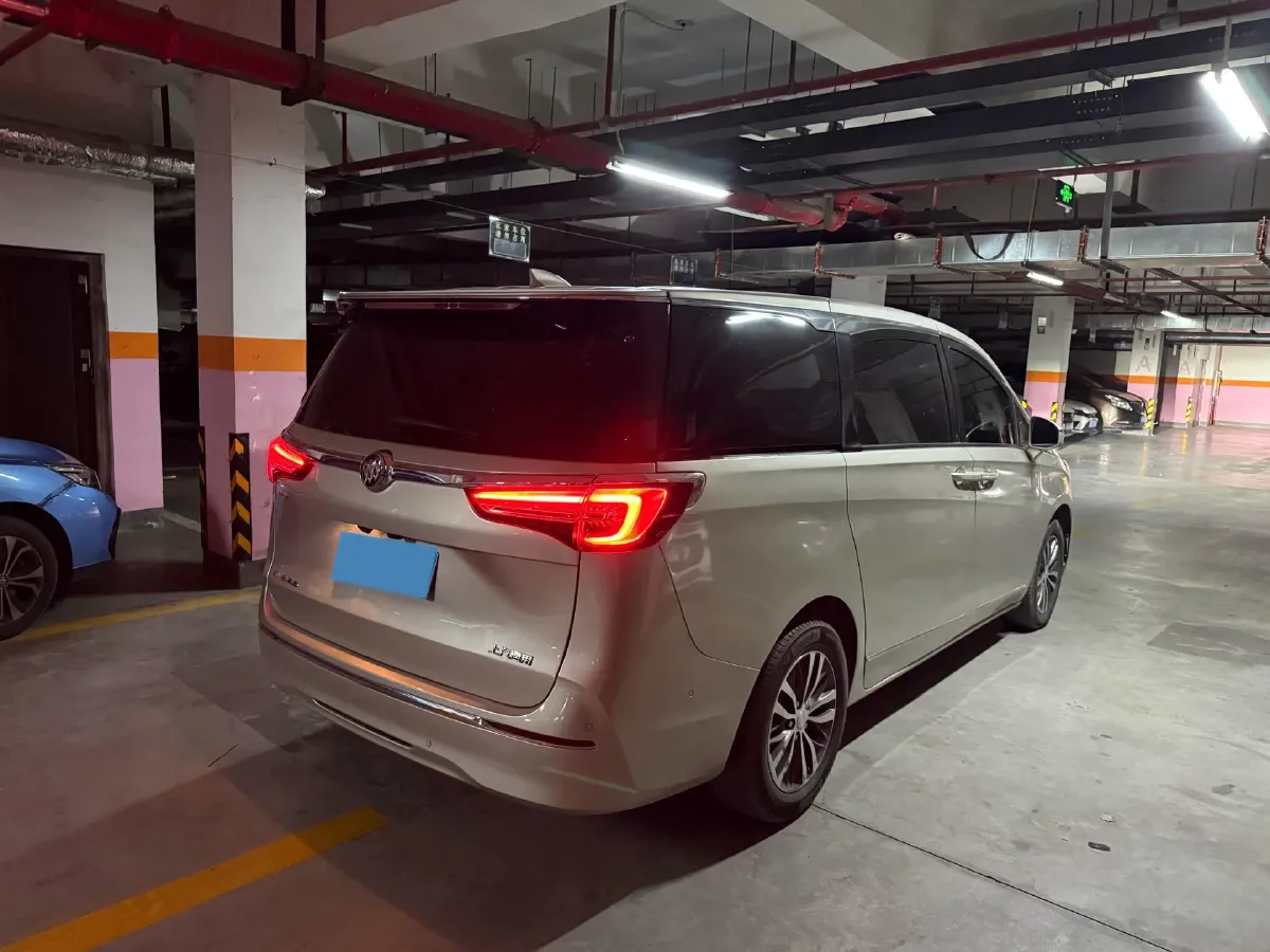 2020 Buick GL8 2.0T 237HP L4 9AT,autocango,china used car exporter,china ev exporter,chinese used car exporter,chinese used ev exporter