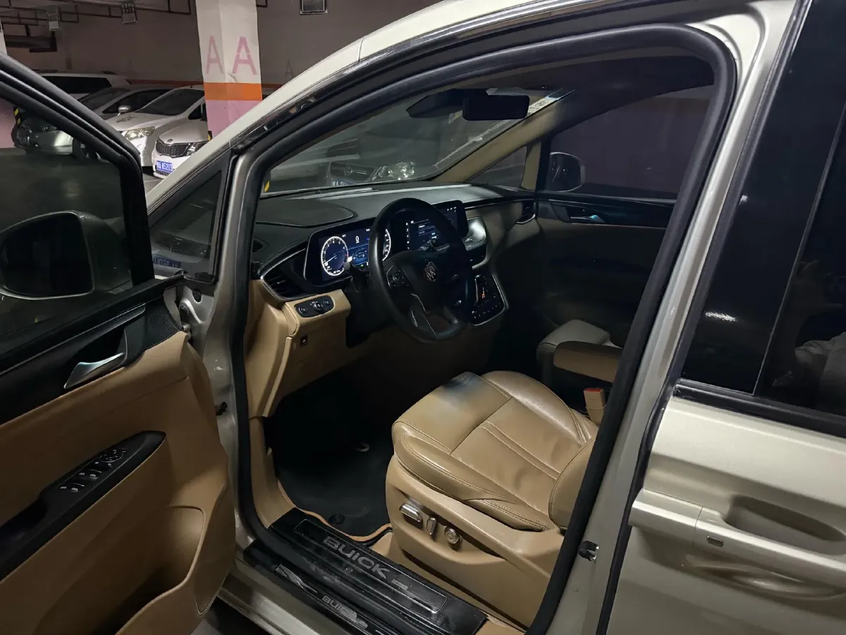 2020 Buick GL8 2.0T 237HP L4 9AT,autocango,china used car exporter,china ev exporter,chinese used car exporter,chinese used ev exporter
