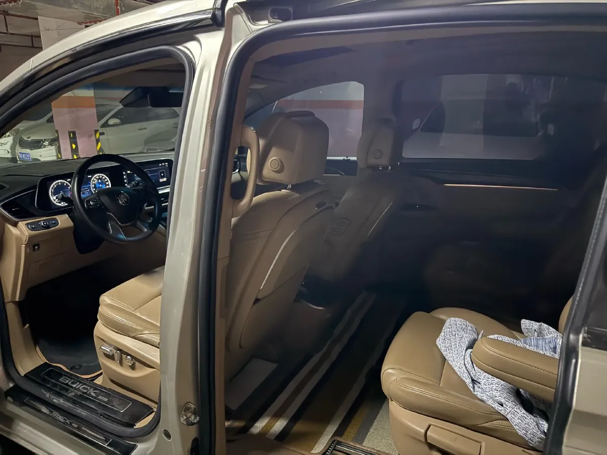 2020 Buick GL8 2.0T 237HP L4 9AT,autocango,china used car exporter,china ev exporter,chinese used car exporter,chinese used ev exporter