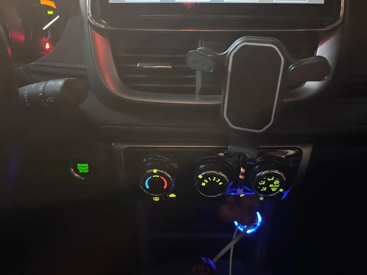 2022 Toyota Yaris L 1.5L 112HP L4 CVT,autocango,china used car exporter,china ev exporter,chinese used car exporter,chinese used ev exporter