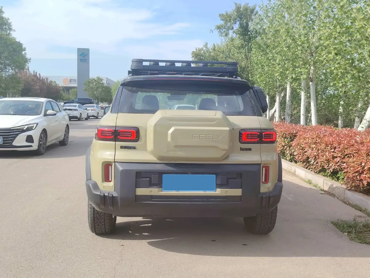 2025 Geely Cowboy 1.5T 181HP L4 7DCT,autocango,china used car exporter,china ev exporter,chinese used car exporter,chinese used ev exporter