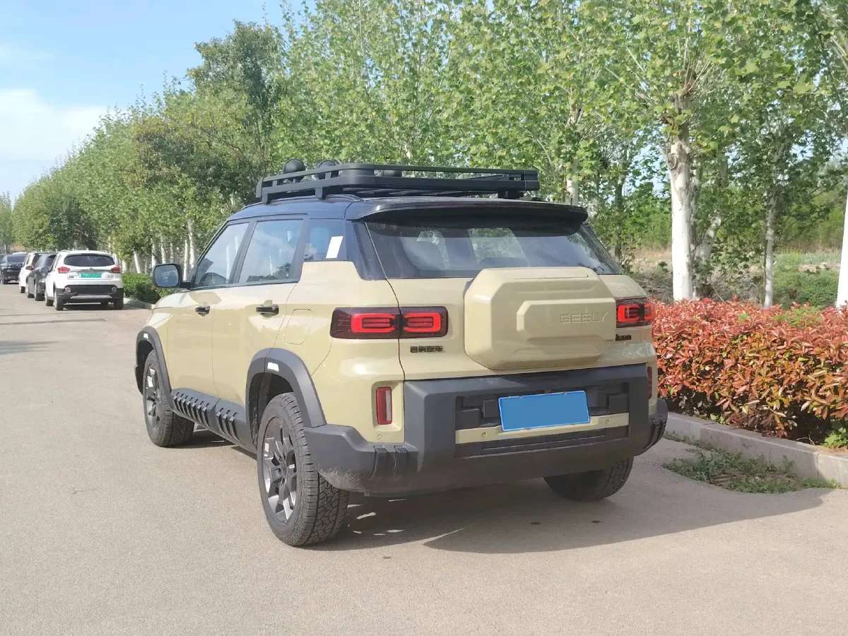 2025 Geely Cowboy 1.5T 181HP L4 7DCT,autocango,china used car exporter,china ev exporter,chinese used car exporter,chinese used ev exporter