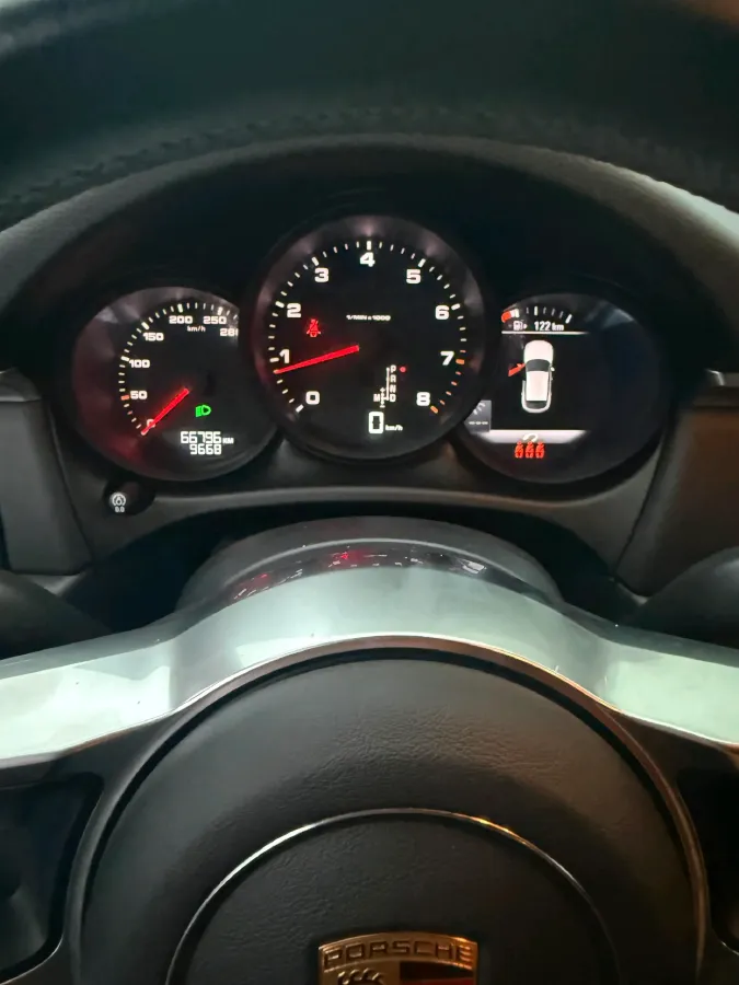 2020 Porsche Macan 2.0T 252HP L4 7DCT,autocango,china used car exporter,china ev exporter,chinese used car exporter,chinese used ev exporter