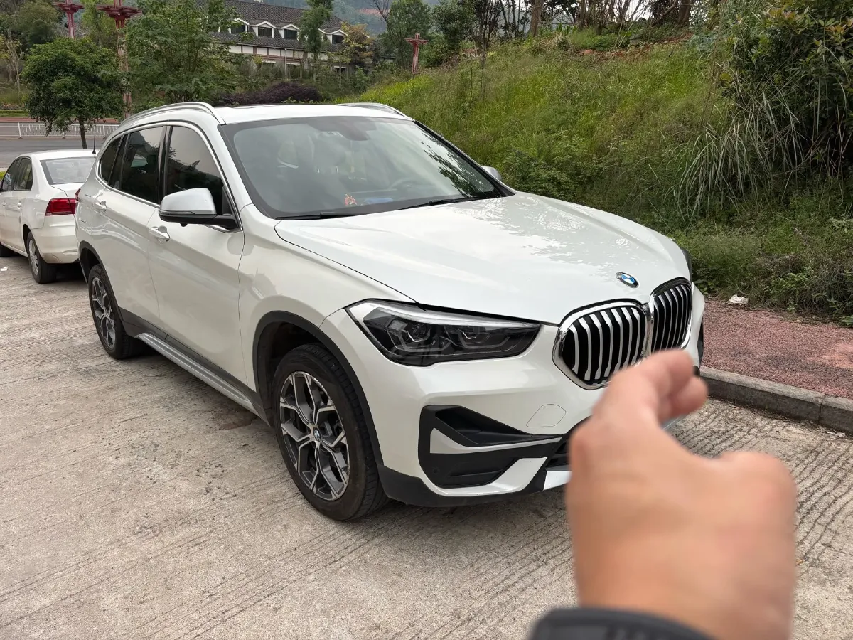 2021 BMW X1 1.5T 140HP L3 7DCT,autocango,china used car exporter,china ev exporter,chinese used car exporter,chinese used ev exporter