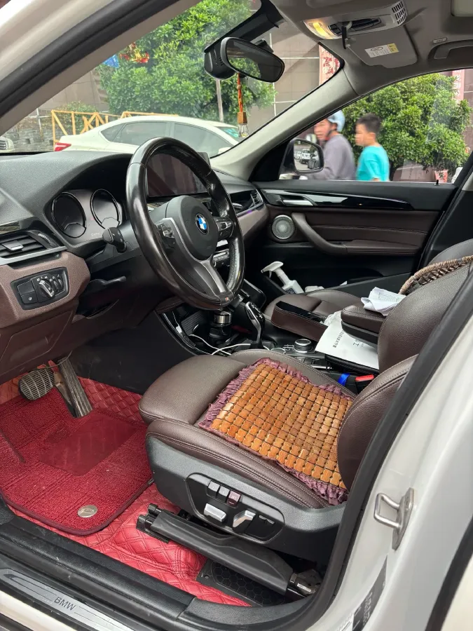 2021 BMW X1 1.5T 140HP L3 7DCT,autocango,china used car exporter,china ev exporter,chinese used car exporter,chinese used ev exporter