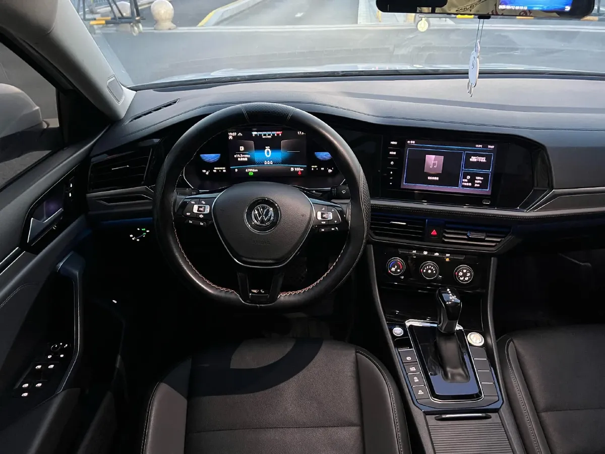 2021 Volkswagen Sagitar 1.4T 150HP L4 7DCT,autocango,china used car exporter,china ev exporter,chinese used car exporter,chinese used ev exporter