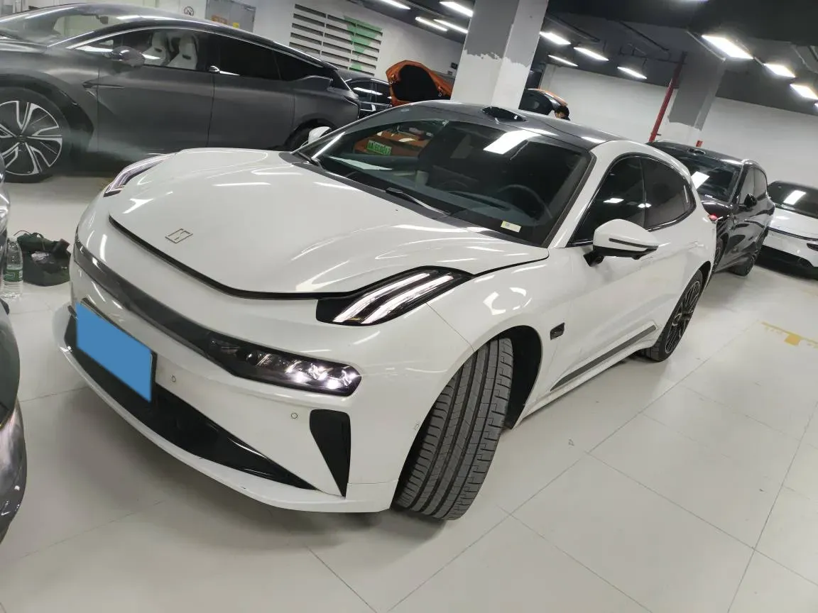 2025 Zeekr 001 BEV 100KWH,autocango,china used car exporter,china ev exporter,chinese used car exporter,chinese used ev exporter
