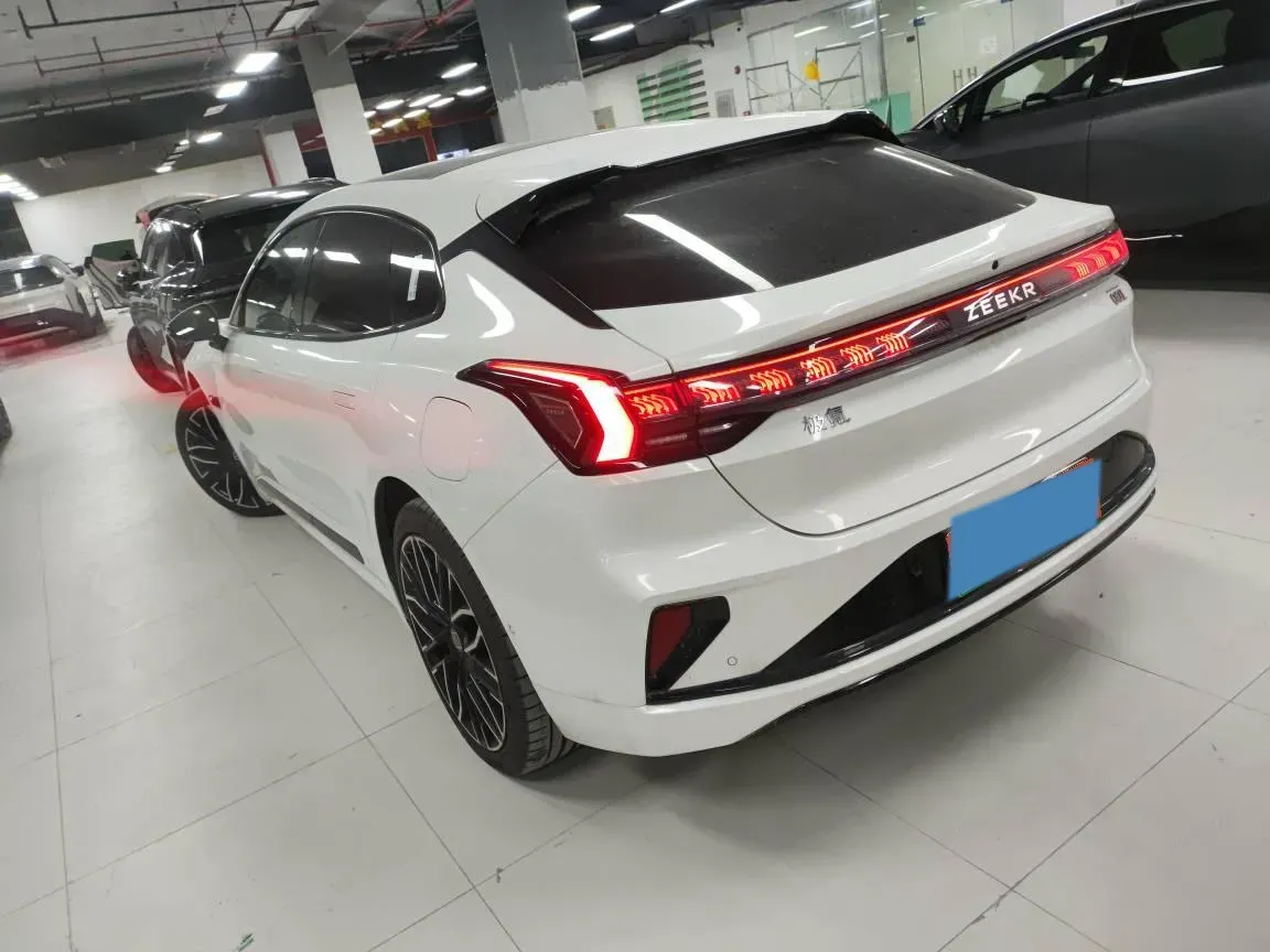2025 Zeekr 001 BEV 100KWH,autocango,china used car exporter,china ev exporter,chinese used car exporter,chinese used ev exporter