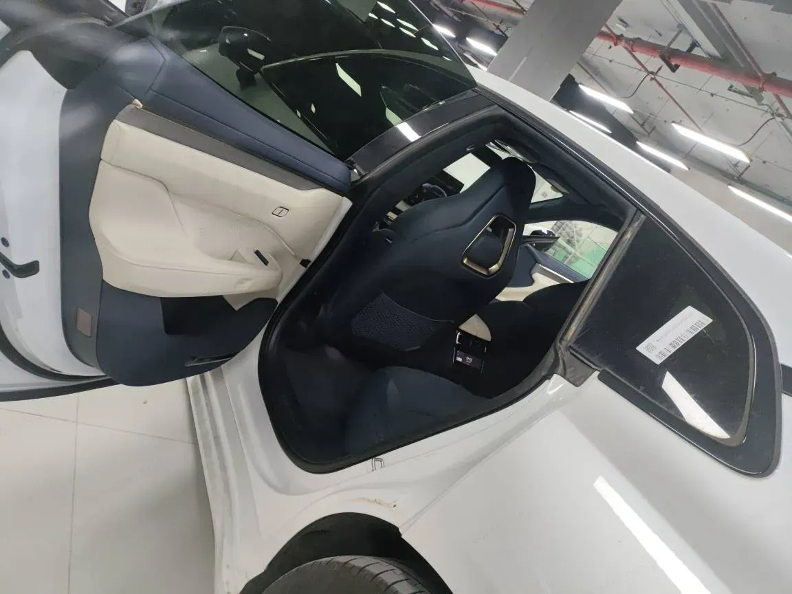 2025 Zeekr 001 BEV 100KWH,autocango,china used car exporter,china ev exporter,chinese used car exporter,chinese used ev exporter