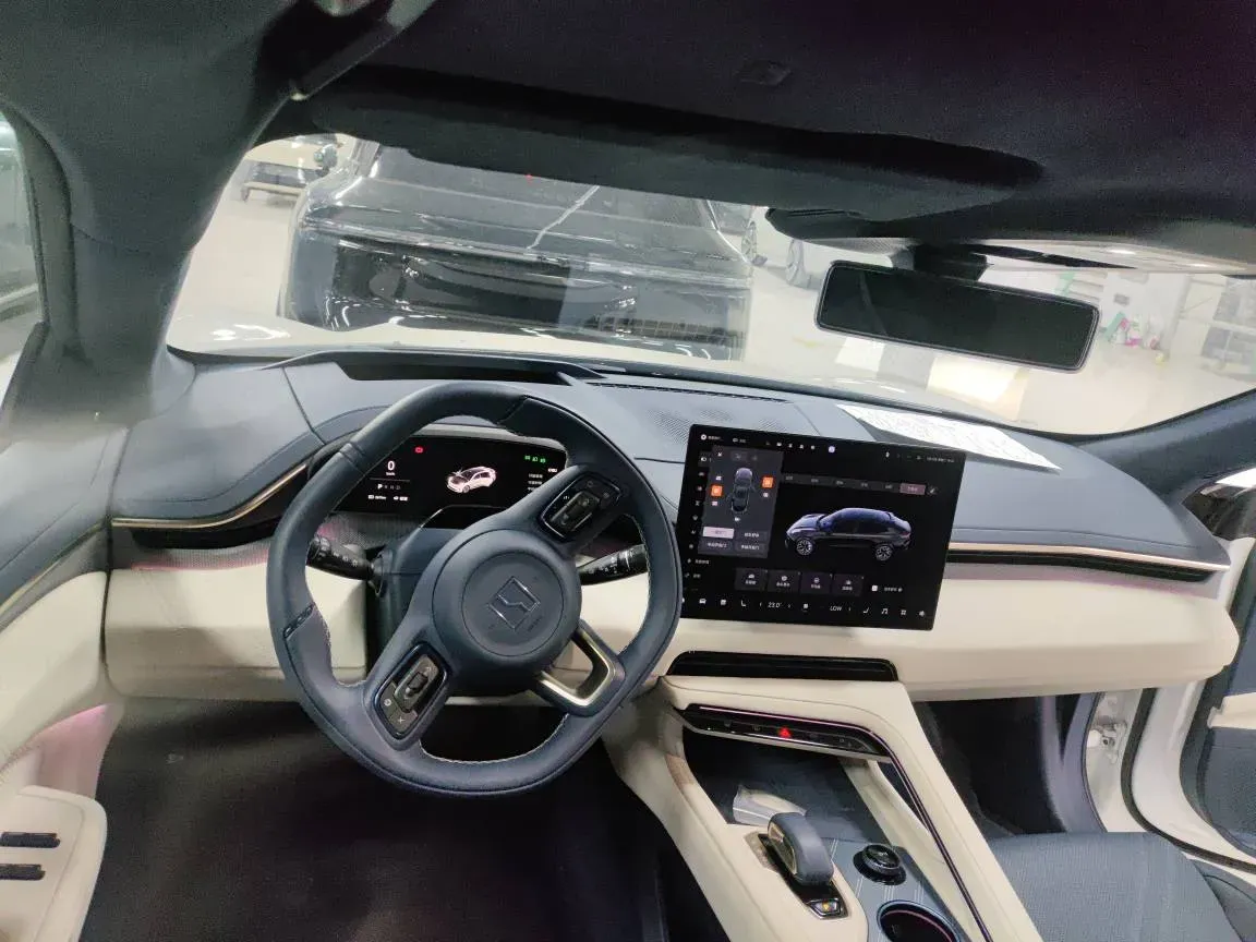 2025 Zeekr 001 BEV 100KWH,autocango,china used car exporter,china ev exporter,chinese used car exporter,chinese used ev exporter