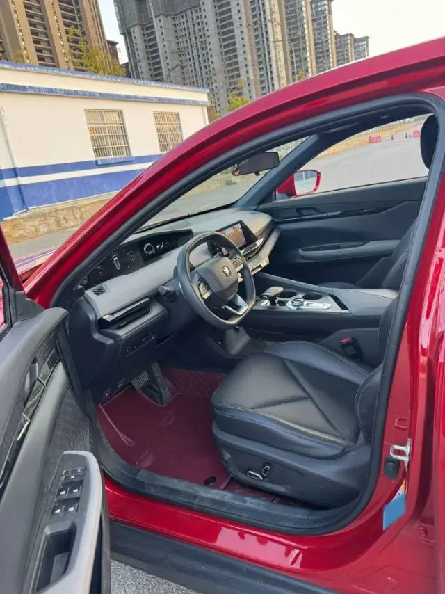 2022 ChangAn UNI-V 1.5T 188HP L4 7DCT,autocango,china used car exporter,china ev exporter,chinese used car exporter,chinese used ev exporter