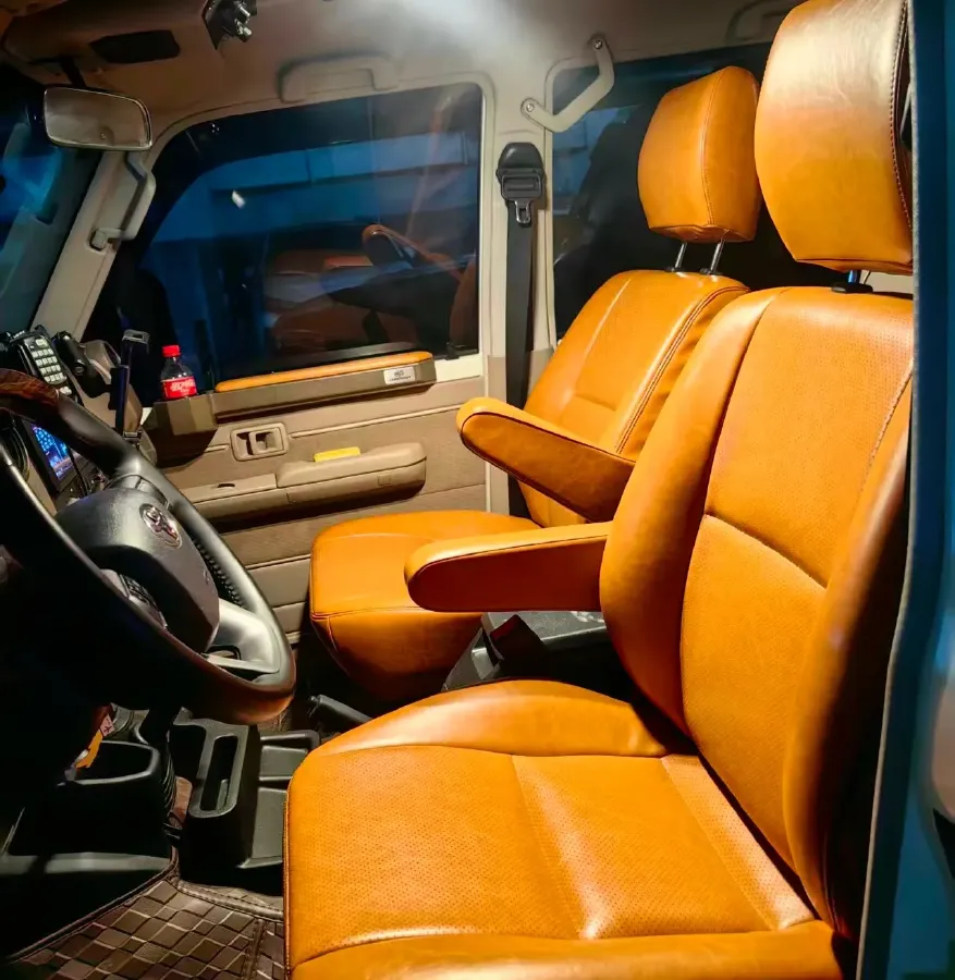 2007 Toyota Land Cruiser 4.0L 244HP V6 5MT,autocango,china used car exporter,china ev exporter,chinese used car exporter,chinese used ev exporter