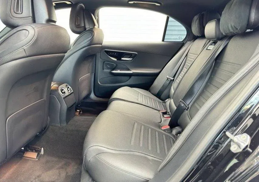 2024 Mercedes-Benz C Class 1.5T 204HP L4 9AT,autocango,china used car exporter,china ev exporter,chinese used car exporter,chinese used ev exporter