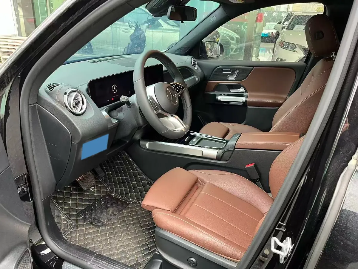 2025 Mercedes-Benz GLB Class 2.0T 190HP L4 8DCT,autocango,china used car exporter,china ev exporter,chinese used car exporter,chinese used ev exporter