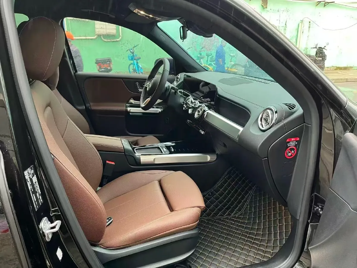 2025 Mercedes-Benz GLB Class 2.0T 190HP L4 8DCT,autocango,china used car exporter,china ev exporter,chinese used car exporter,chinese used ev exporter