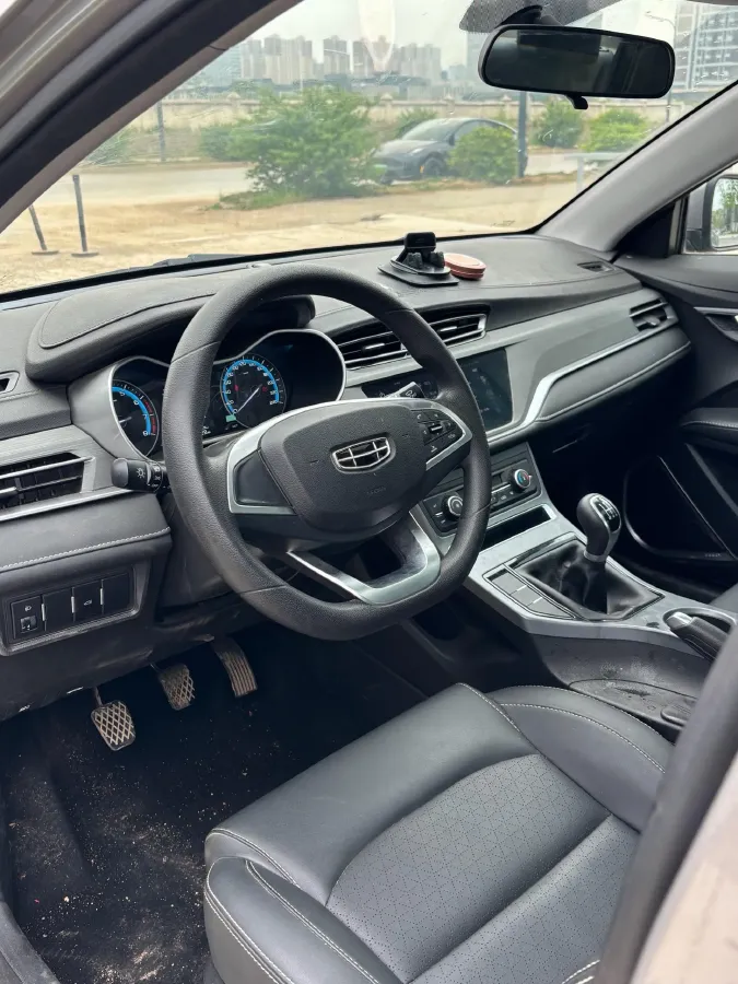 2020 Geely Emgrand 1.5L 109HP L4 5MT,autocango,china used car exporter,china ev exporter,chinese used car exporter,chinese used ev exporter