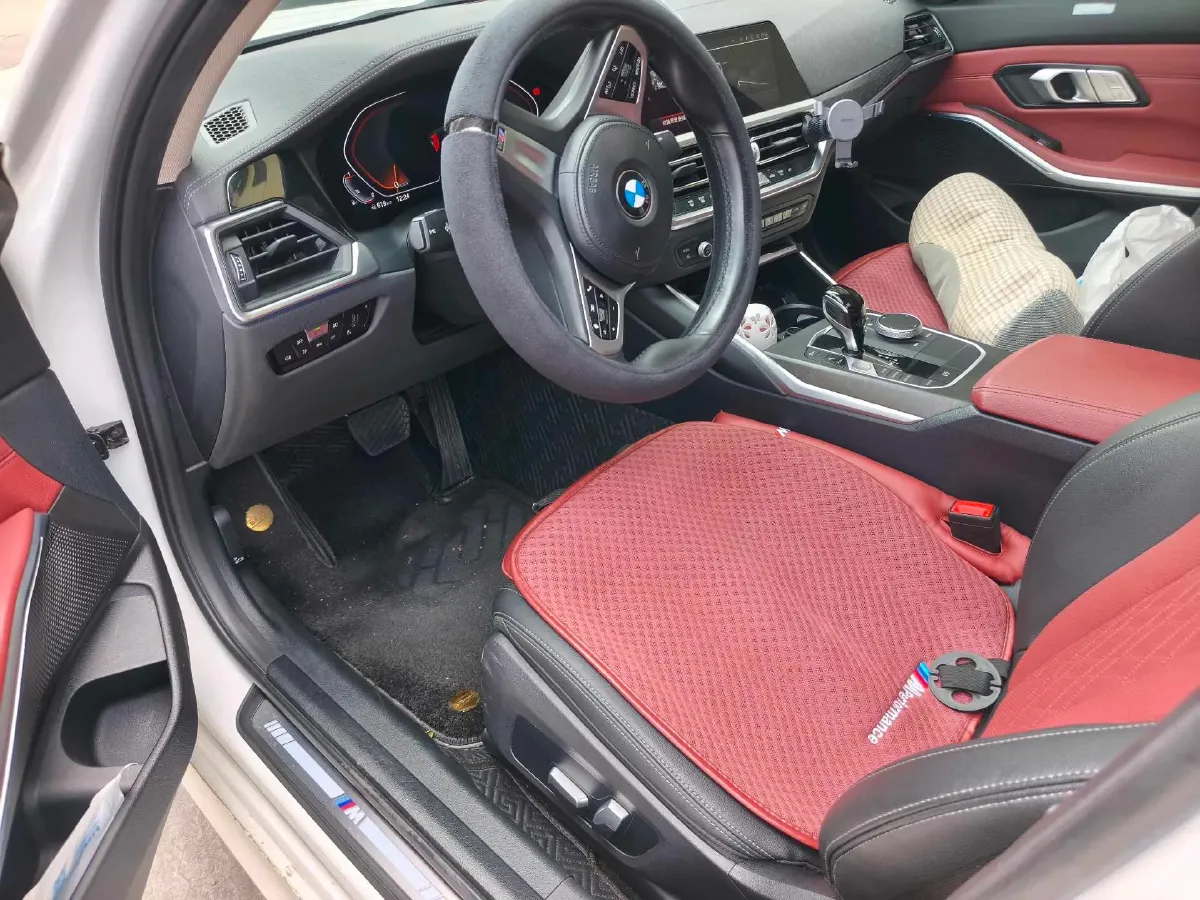 2022 BMW 3 Series 2.0T 184HP L4 8AT,autocango,china used car exporter,china ev exporter,chinese used car exporter,chinese used ev exporter