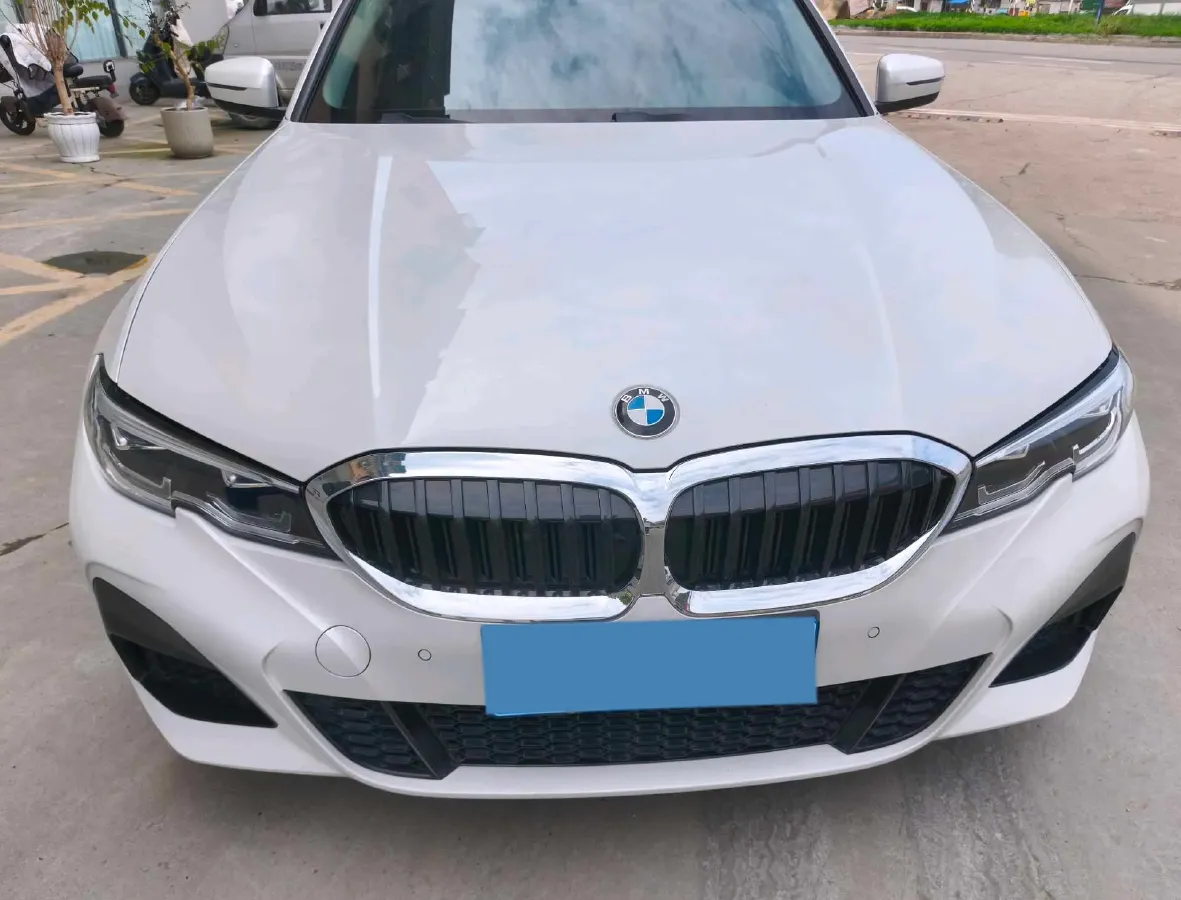 2022 BMW 3 Series 2.0T 184HP L4 8AT,autocango,china used car exporter,china ev exporter,chinese used car exporter,chinese used ev exporter