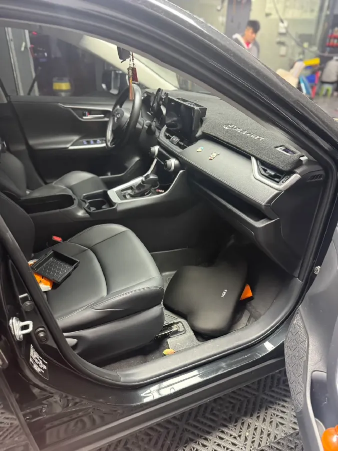 2024 Toyota Wildlander 2.0L 171HP L4 CVT,autocango,china used car exporter,china ev exporter,chinese used car exporter,chinese used ev exporter