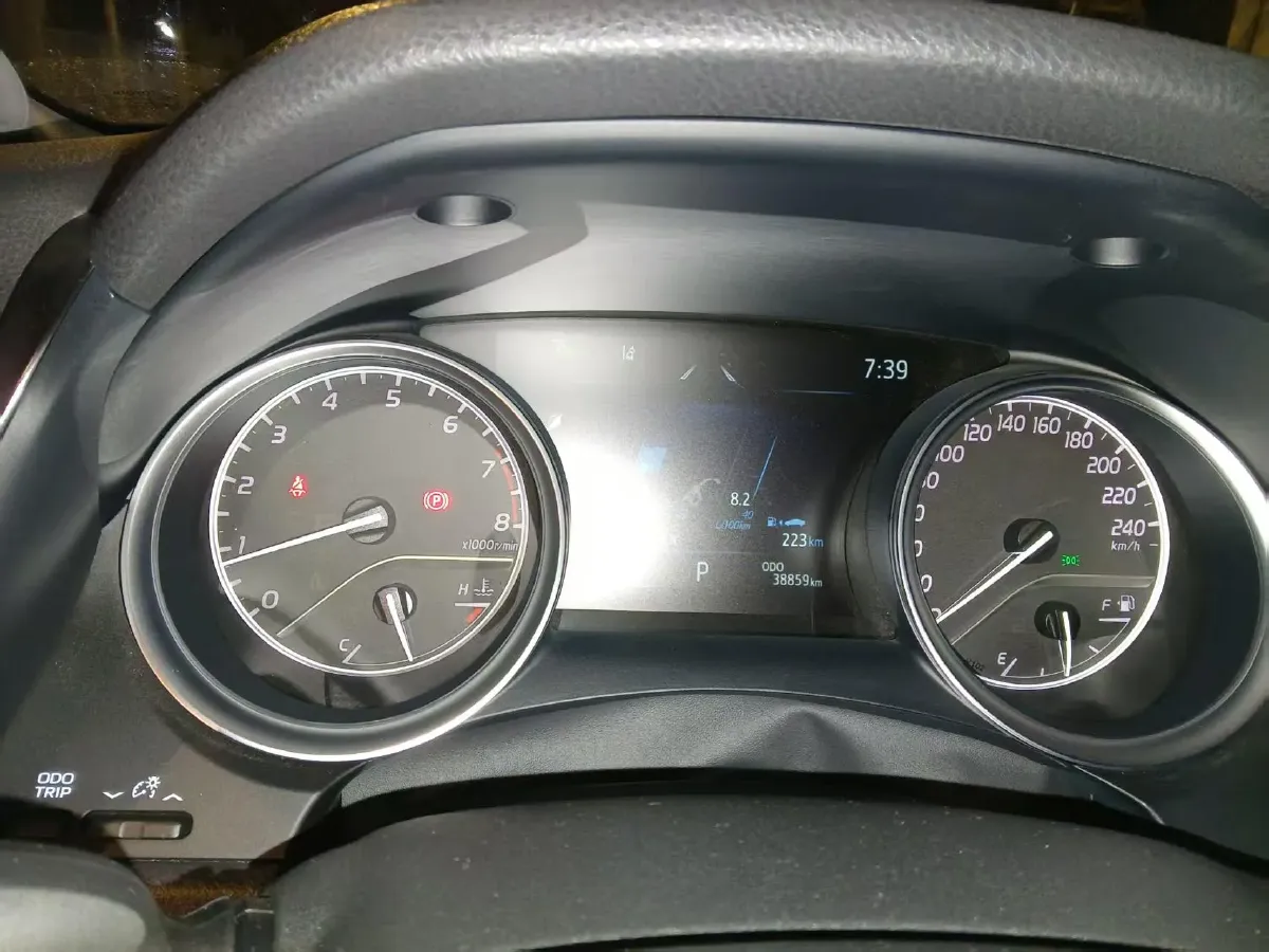 2021 Toyota Camry 2.0L 178HP L4 CVT,autocango,china used car exporter,china ev exporter,chinese used car exporter,chinese used ev exporter