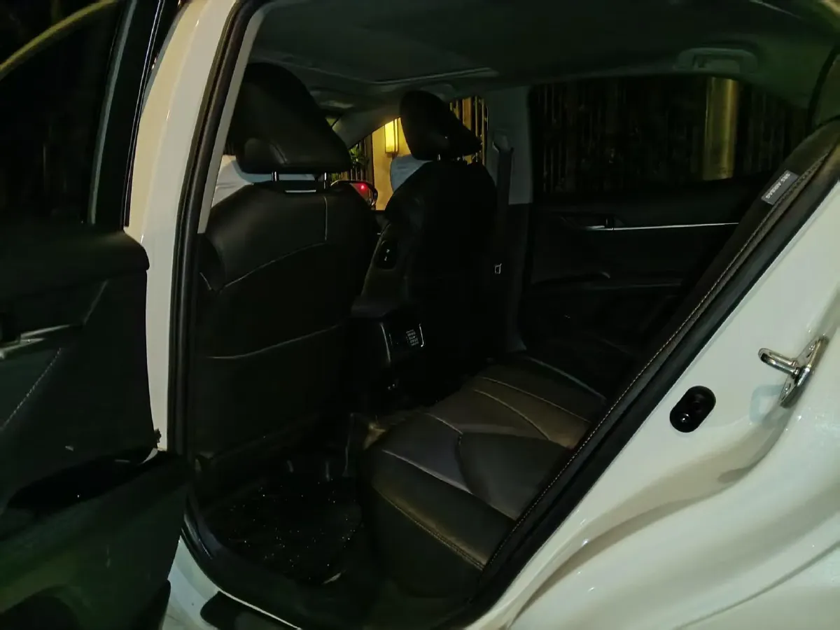 2021 Toyota Camry 2.0L 178HP L4 CVT,autocango,china used car exporter,china ev exporter,chinese used car exporter,chinese used ev exporter