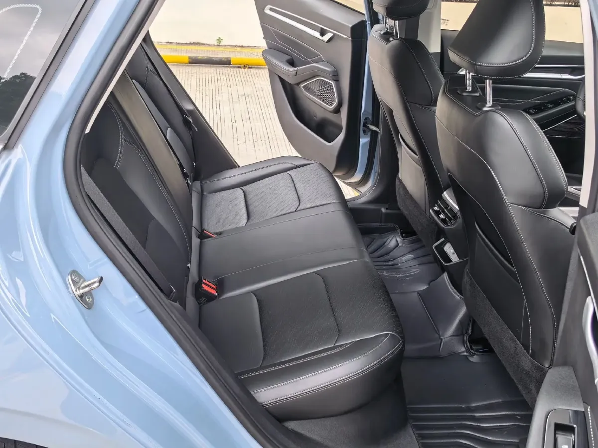 2023 Geely Emgrand 1.5L 127HP L4 CVT,autocango,china used car exporter,china ev exporter,chinese used car exporter,chinese used ev exporter