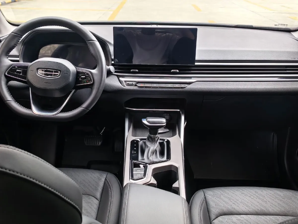 2023 Geely Emgrand 1.5L 127HP L4 CVT,autocango,china used car exporter,china ev exporter,chinese used car exporter,chinese used ev exporter