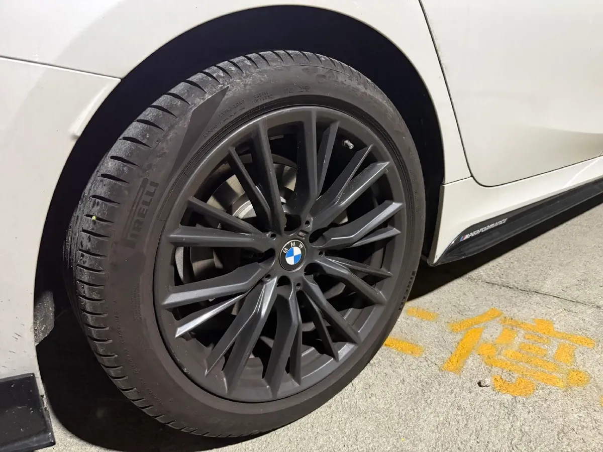 2024 BMW 3 Series 2.0T 184HP L4 8AT,autocango,china used car exporter,china ev exporter,chinese used car exporter,chinese used ev exporter