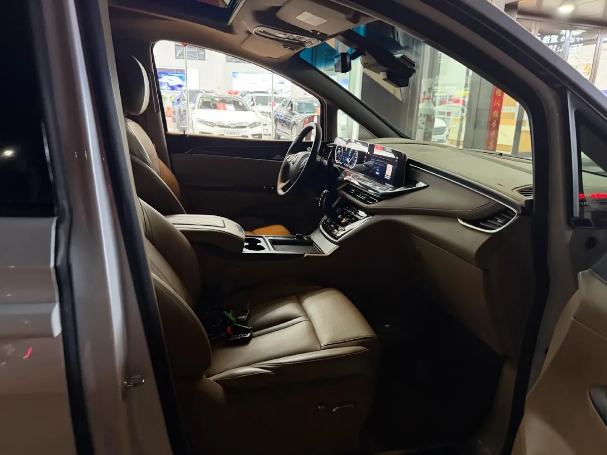 2021 Buick GL8 2.0T 237HP L4 9AT,autocango,china used car exporter,china ev exporter,chinese used car exporter,chinese used ev exporter