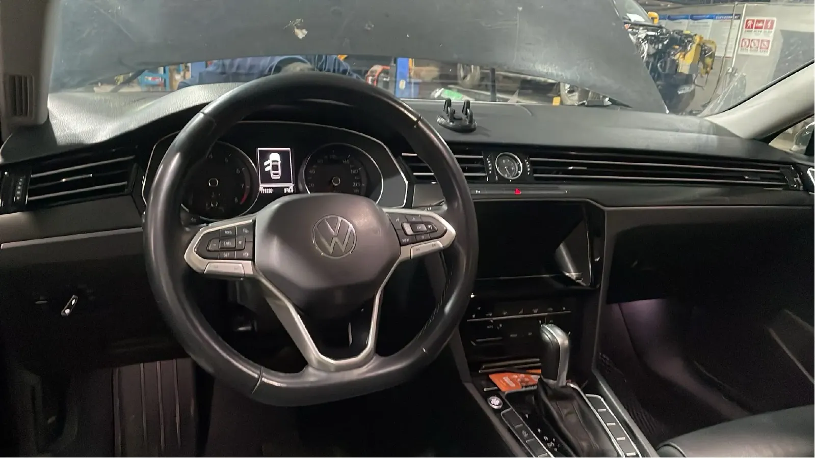 2020 Volkswagen Magotan 2.0T 186HP L4 7DCT,autocango,china used car exporter,china ev exporter,chinese used car exporter,chinese used ev exporter