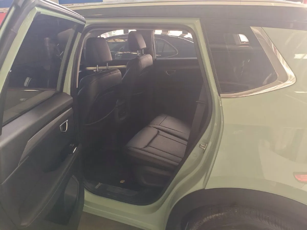 2021 WuLing XingChen 1.5T 147HP L4 CVT,autocango,china used car exporter,china ev exporter,chinese used car exporter,chinese used ev exporter