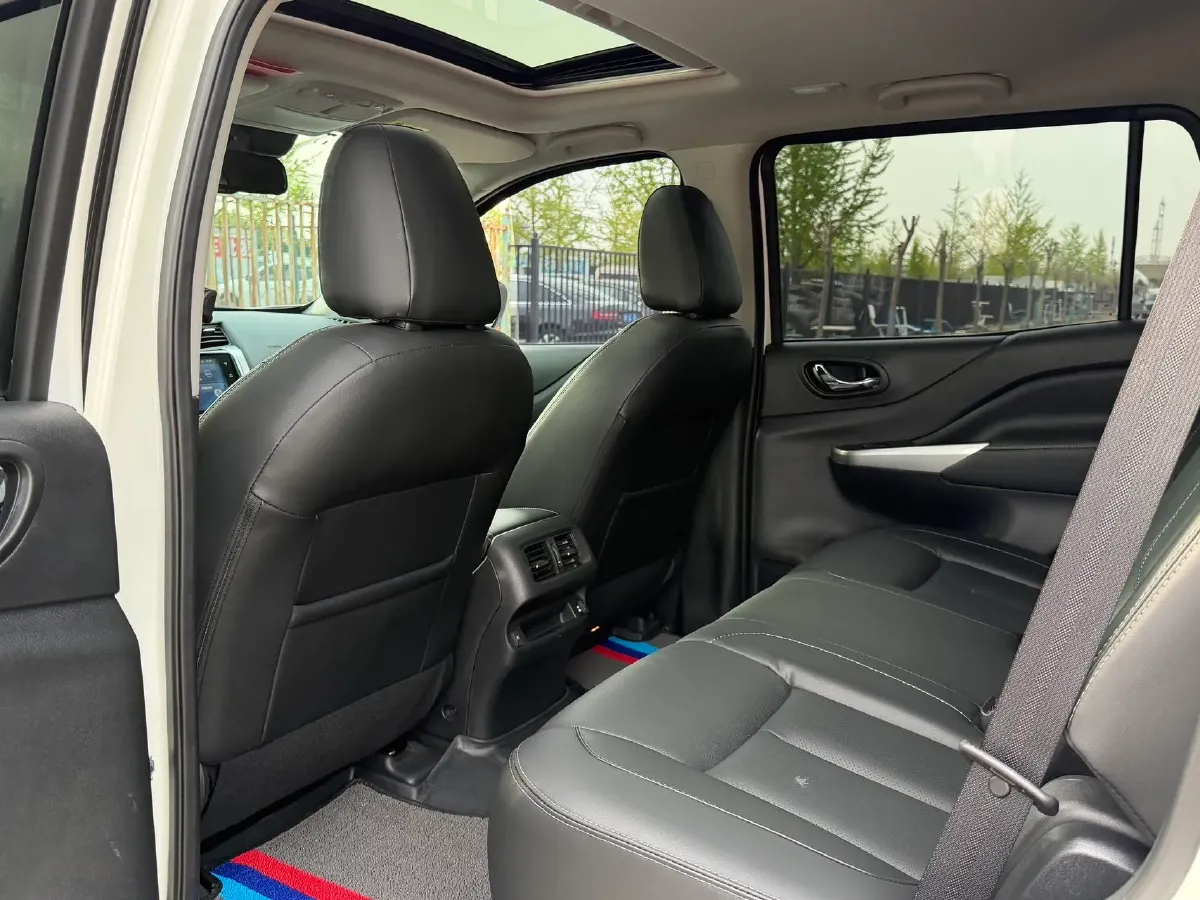 2020 Nissan Terra 2.5L 193HP L4 7AT,autocango,china used car exporter,china ev exporter,chinese used car exporter,chinese used ev exporter