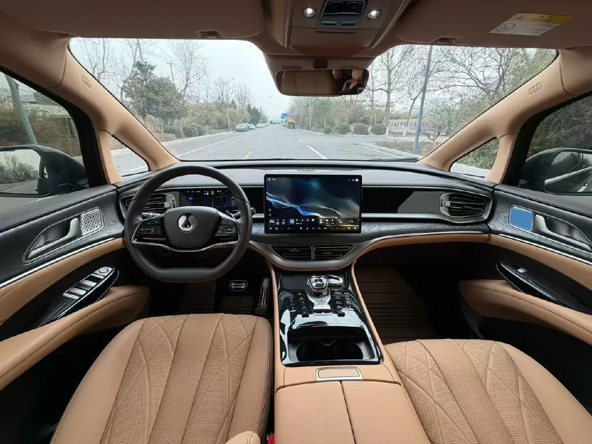 2024 Denza D9 1.5T 139HP L4 E-CVT PHEV 40KWH,autocango,china used car exporter,china ev exporter,chinese used car exporter,chinese used ev exporter