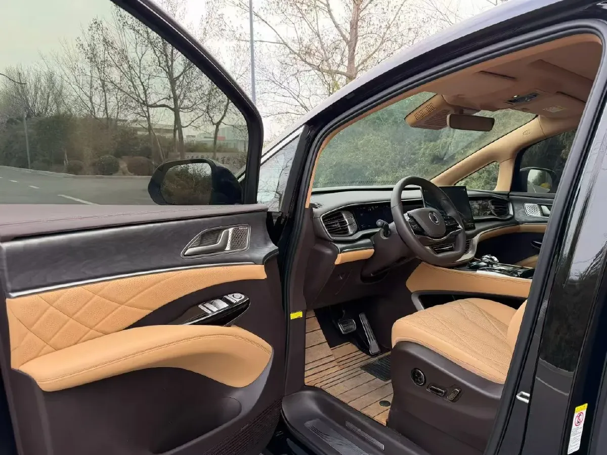 2024 Denza D9 1.5T 139HP L4 E-CVT PHEV 40KWH,autocango,china used car exporter,china ev exporter,chinese used car exporter,chinese used ev exporter