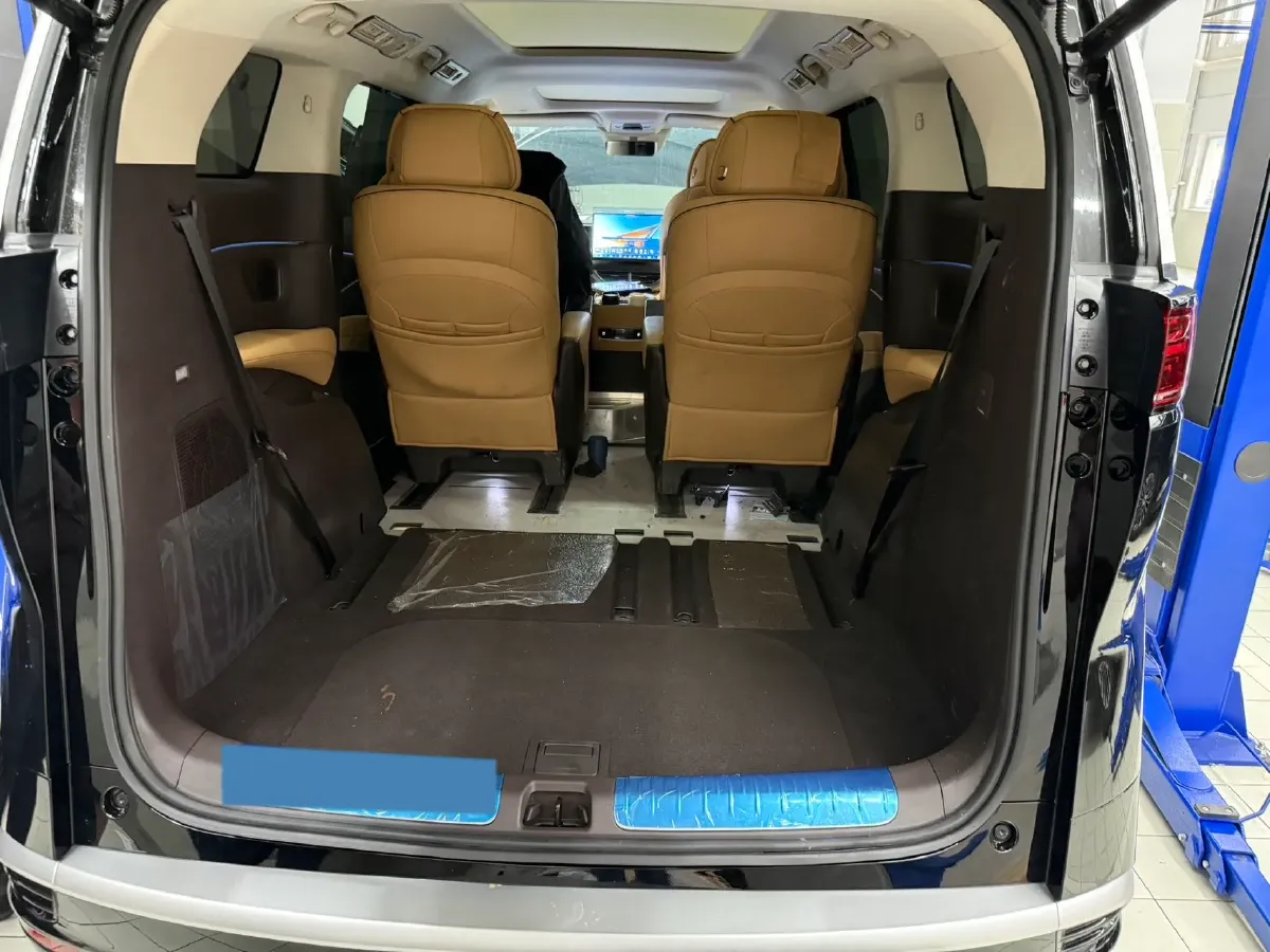 2024 Denza D9 1.5T 139HP L4 E-CVT PHEV 40KWH,autocango,china used car exporter,china ev exporter,chinese used car exporter,chinese used ev exporter